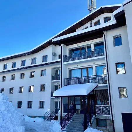 In Studenets, * Pamporowo